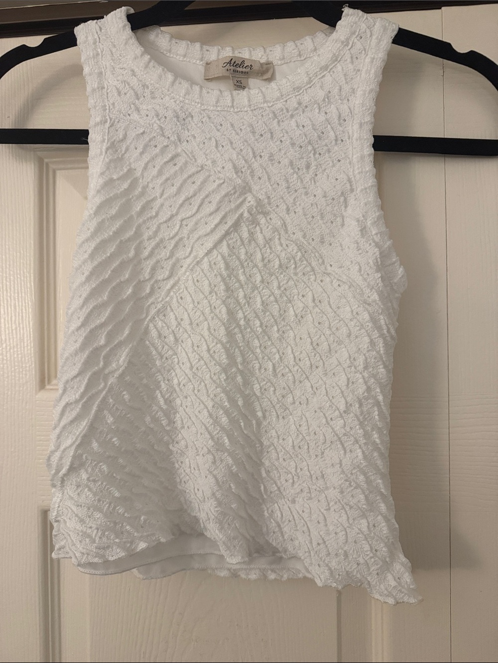Atelier White Textured Sleeveless Tank Top